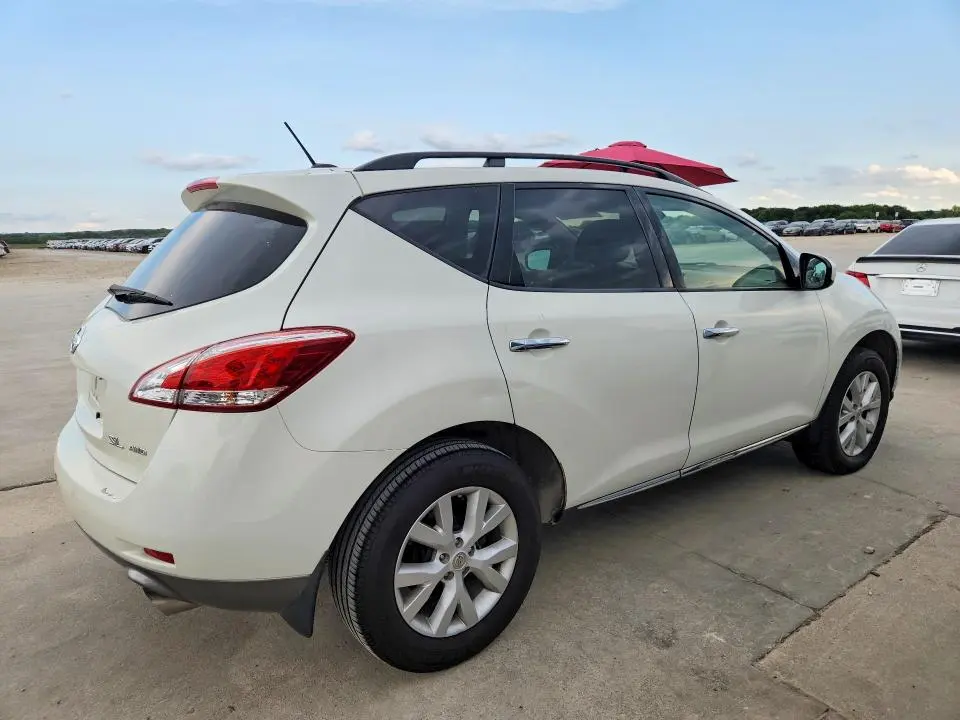2011 NISSAN MURANO S  