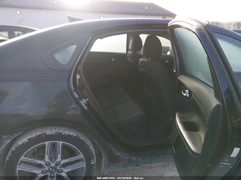 2019 KIA FORTE S