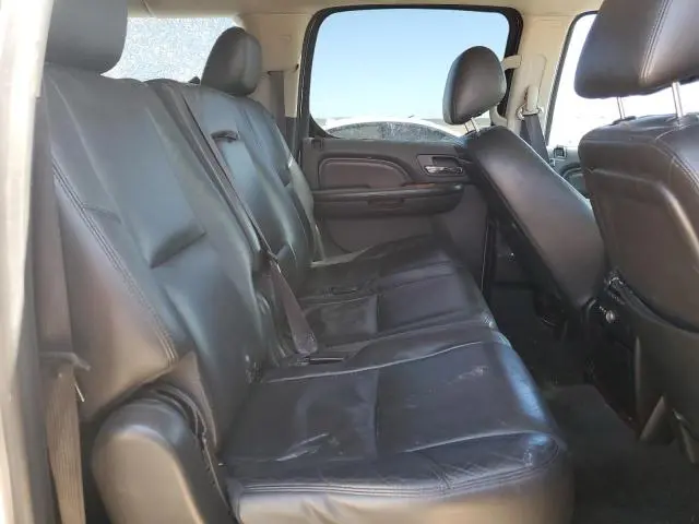 2012 CADILLAC ESCALADE ESV PREMIUM  