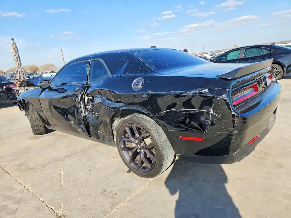 2021 DODGE CHALLENGER SXT  