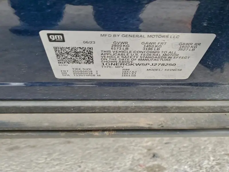 2023 CHEVROLET TRAVERSE LT  