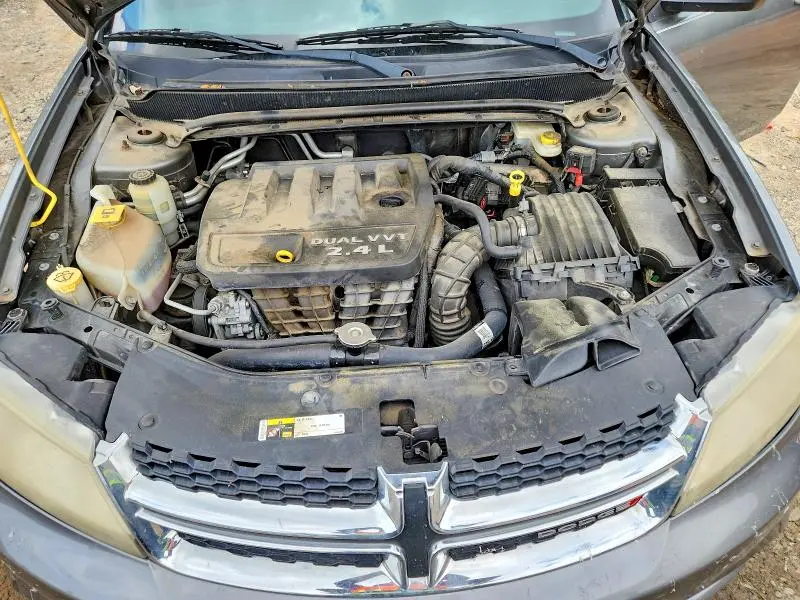 2013 DODGE AVENGER SE  