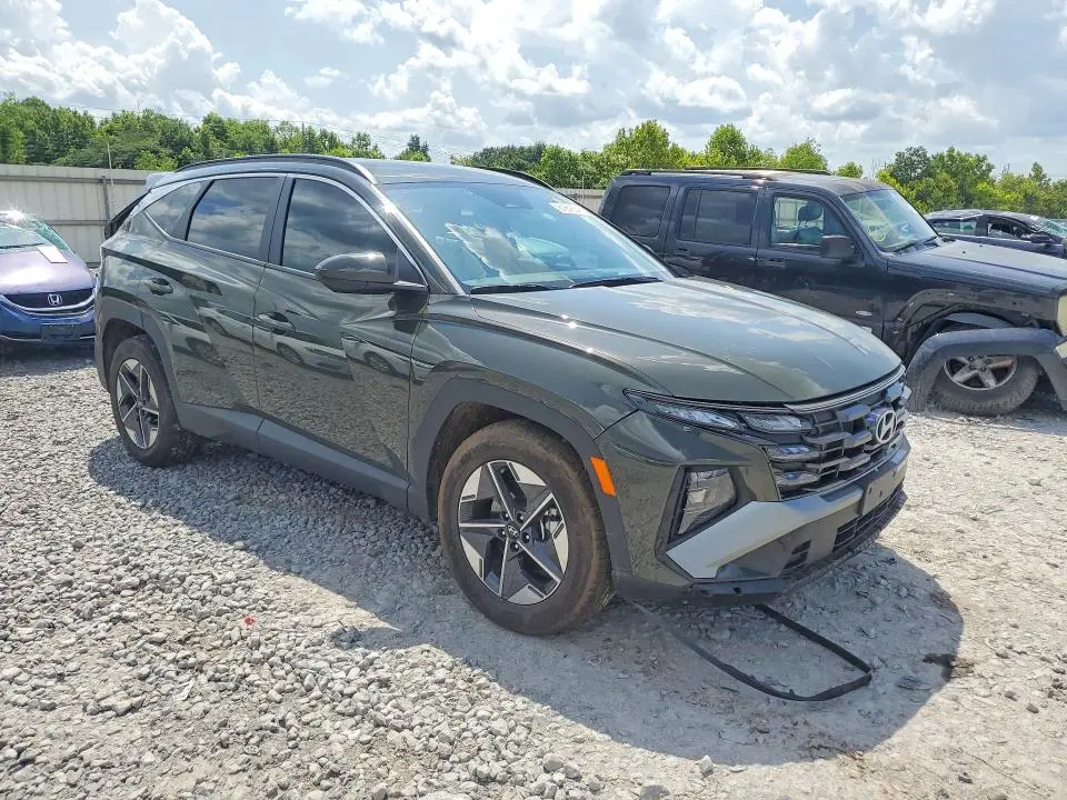 2026 HYUNDAI TUCSON SEL  