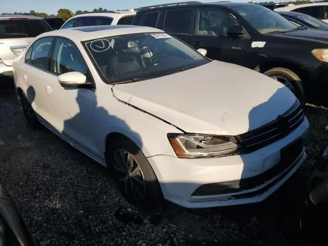 2017 VOLKSWAGEN JETTA SE  