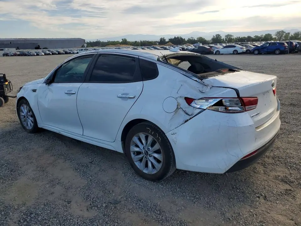 2017 KIA OPTIMA LX  