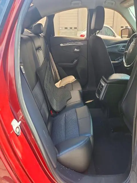 2017 CHEVROLET IMPALA LT  