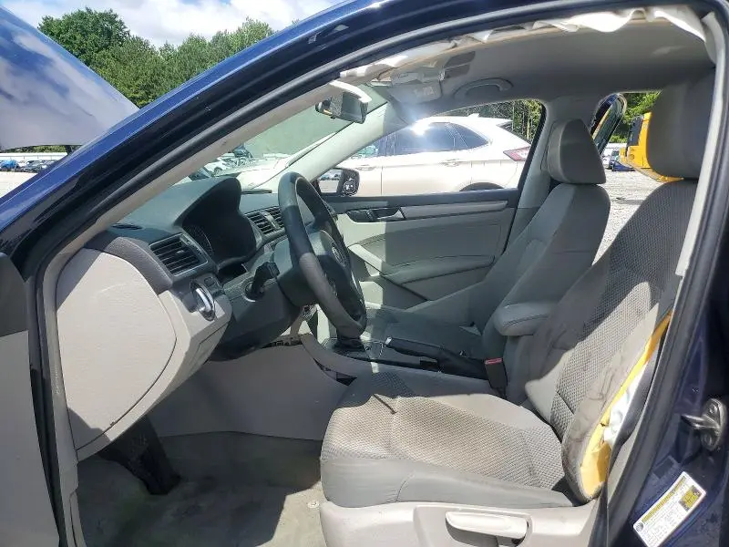 2014 VOLKSWAGEN PASSAT S  