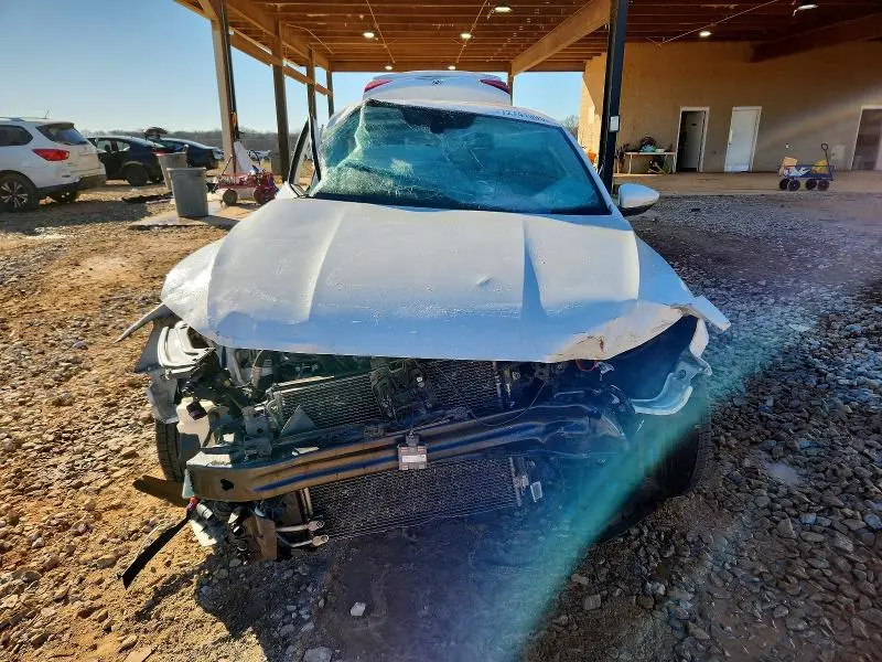 2017 VOLKSWAGEN PASSAT SE  