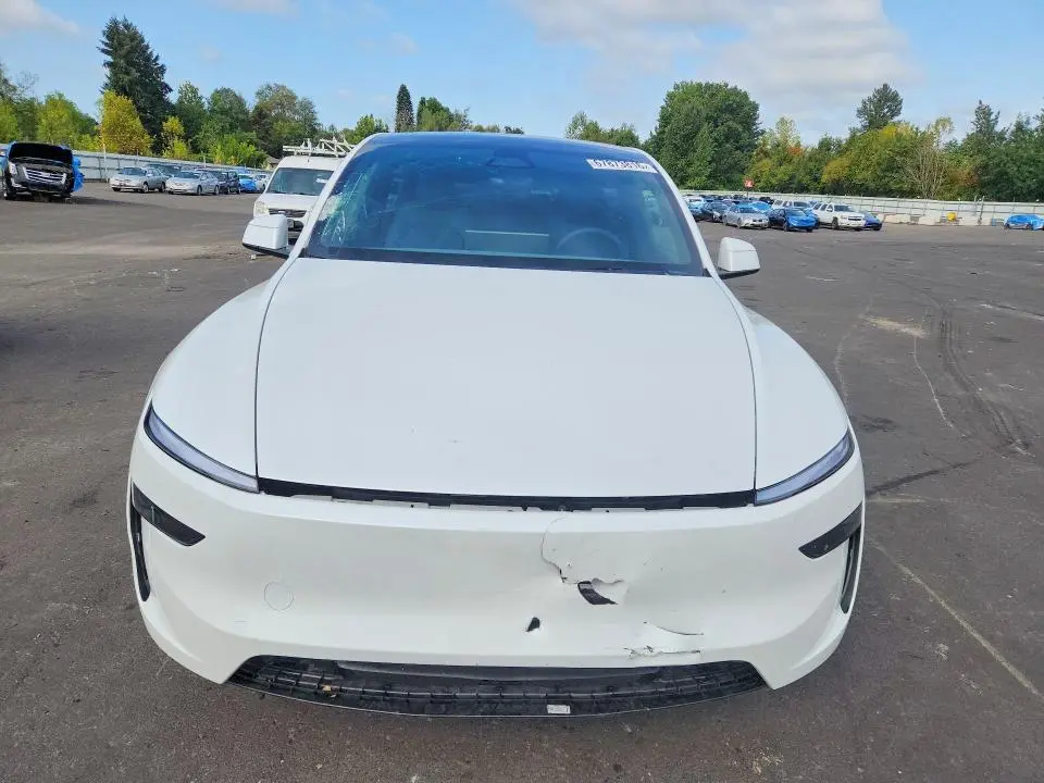2026 TESLA MODEL Y   