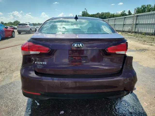 2017 KIA FORTE LX  