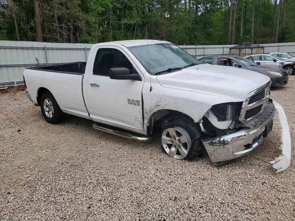 2013 RAM 1500 SLT  
