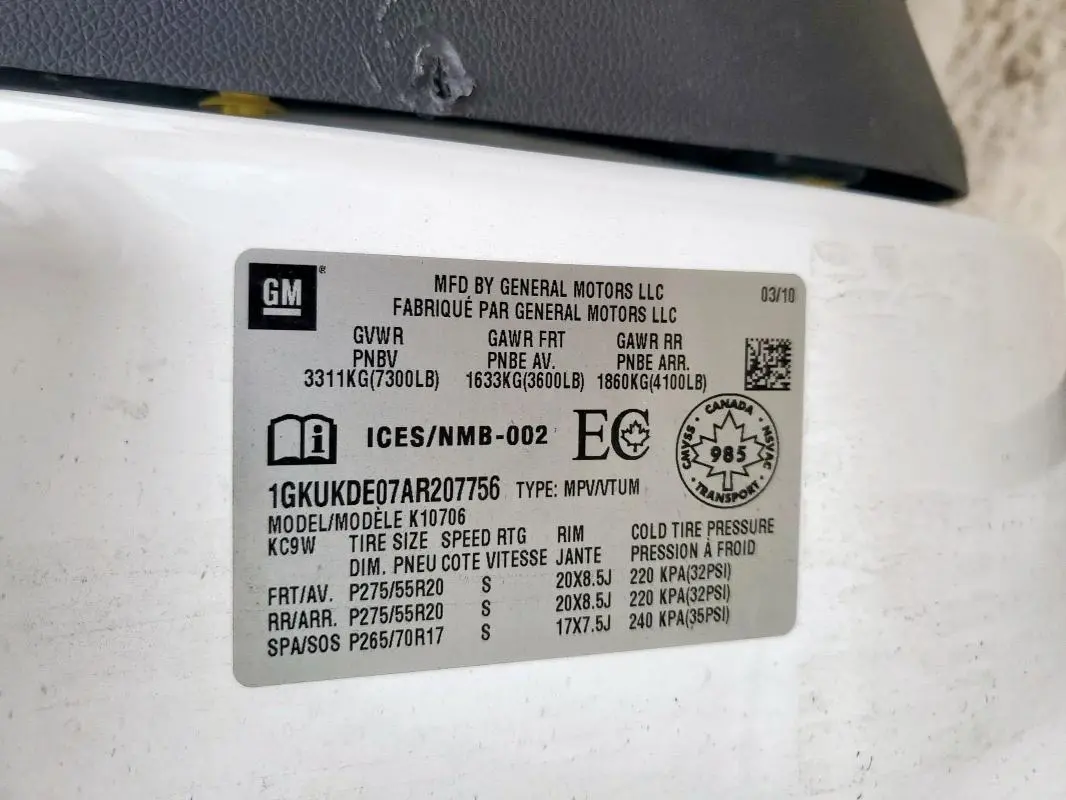 2010 GMC YUKON SLT  