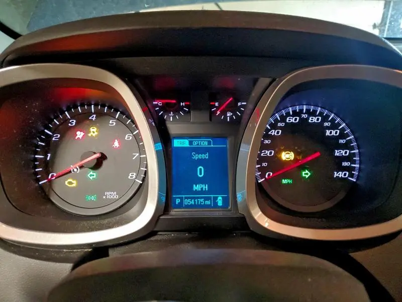 2017 CHEVROLET EQUINOX LT  