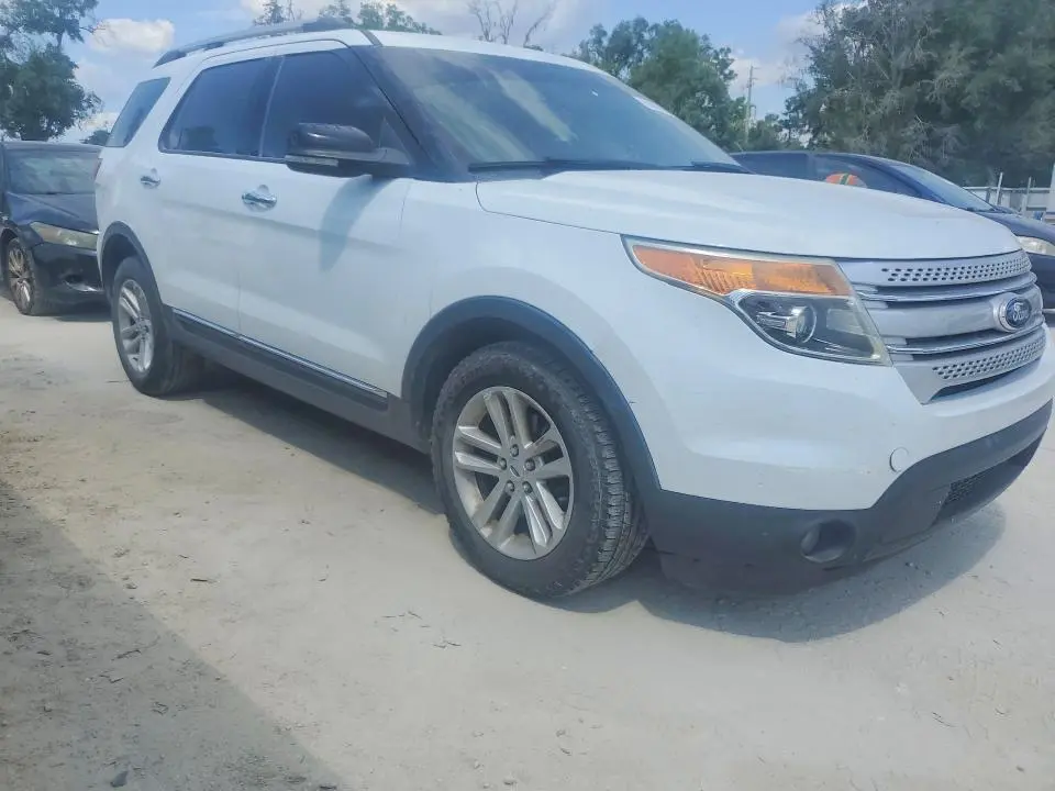 2013 FORD EXPLORER XLT  
