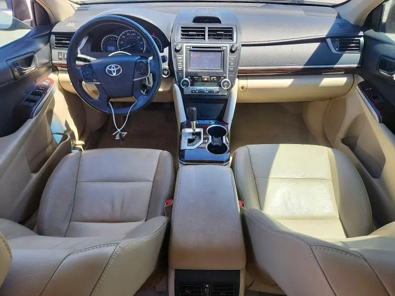 2013 TOYOTA CAMRY XLE  