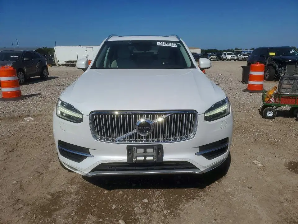 2018 VOLVO XC90 T6  