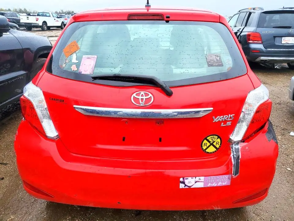 2014 TOYOTA YARIS 3-DOOR LE  