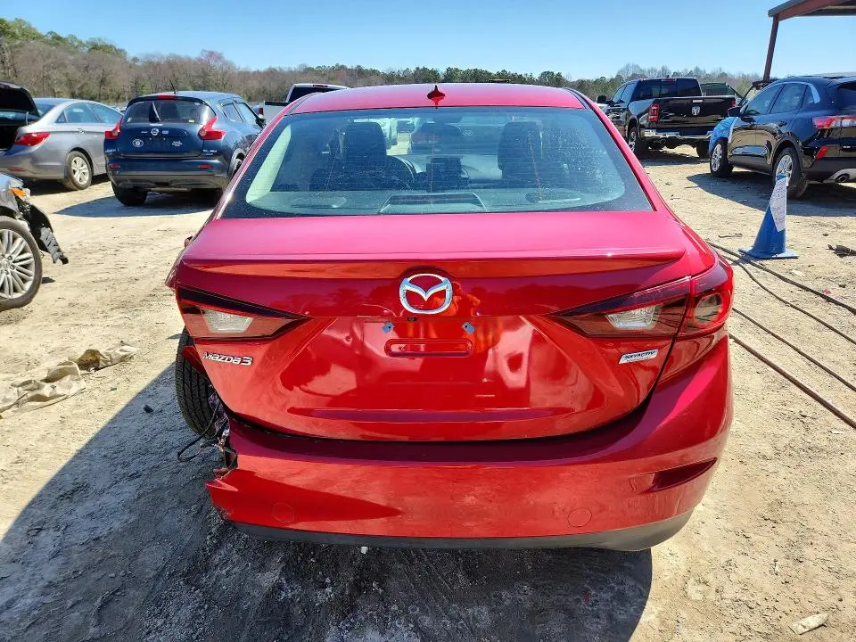 2018 MAZDA 3 TOURING  