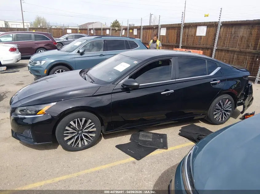 2024 NISSAN ALTIMA SV FWD