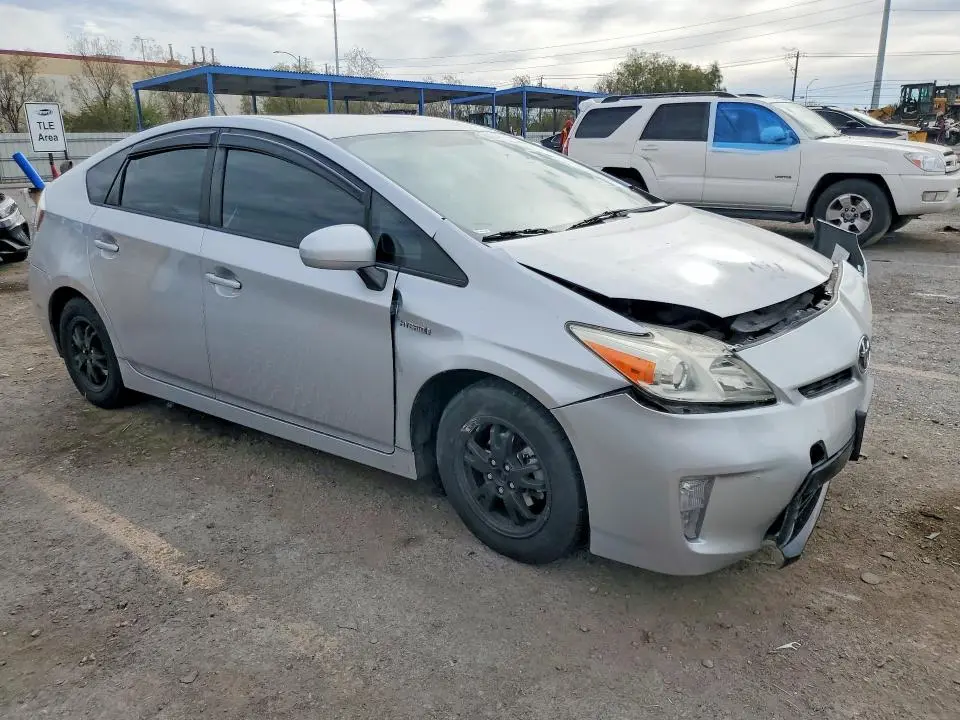 2012 TOYOTA PRIUS TWO  