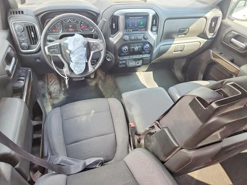 2021 CHEVROLET SILVERADO K1500 LT  