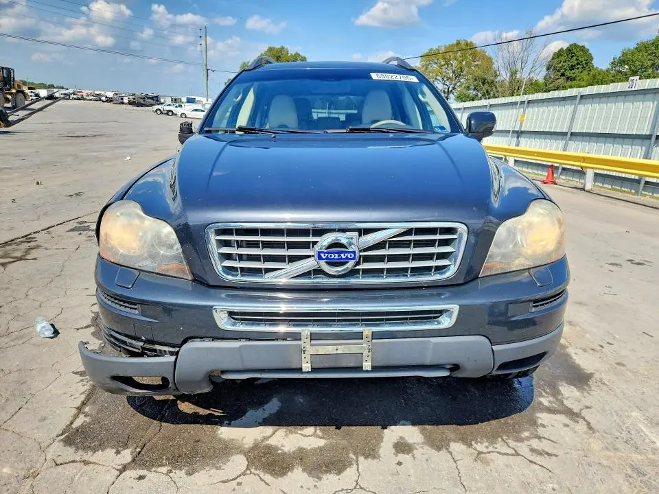 2011 VOLVO XC90 3.2  