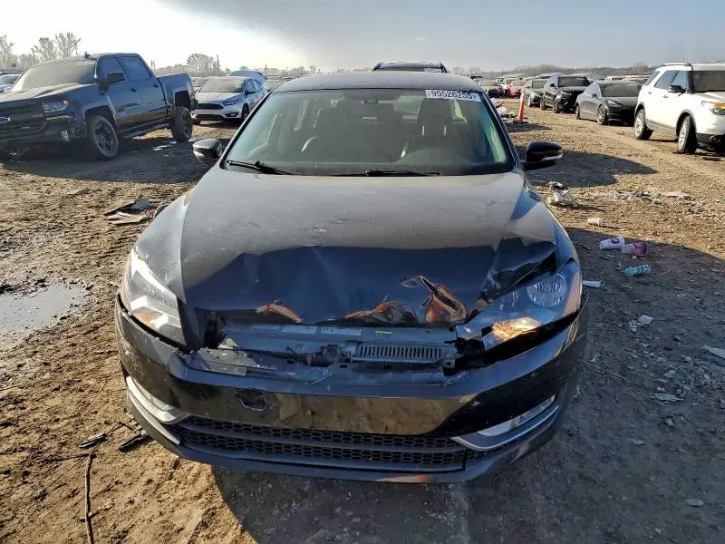 2015 VOLKSWAGEN PASSAT S  