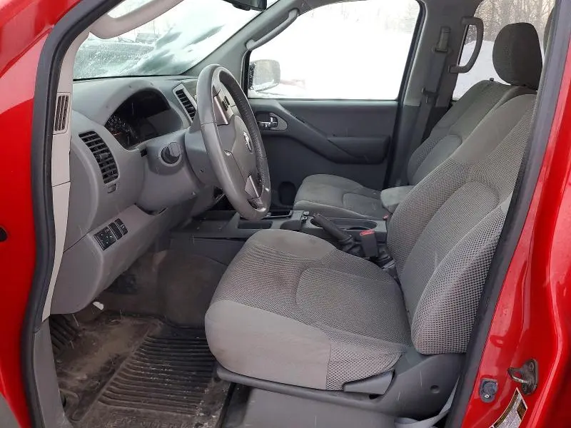 2011 NISSAN FRONTIER S  