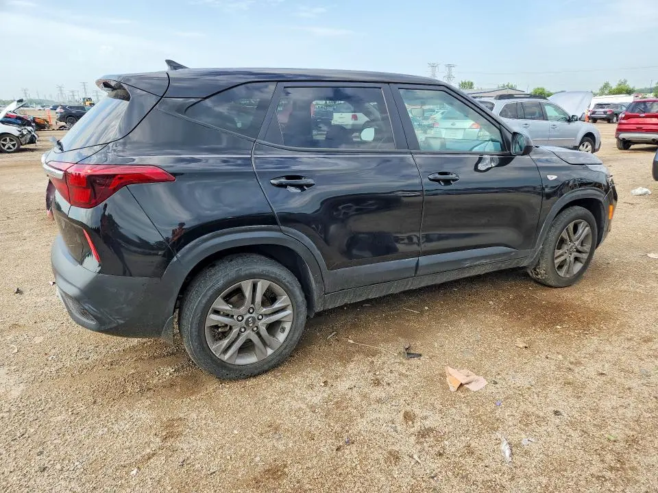 2021 KIA SELTOS LX  