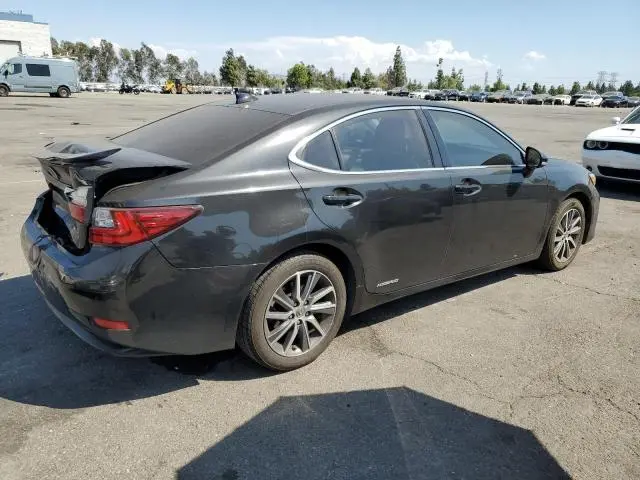 2016 LEXUS ES 300H  