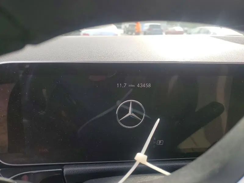 2021 MERCEDES-BENZ GLA 250  