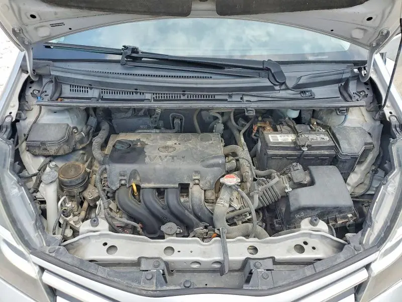 2016 TOYOTA YARIS 5-DOOR SE  