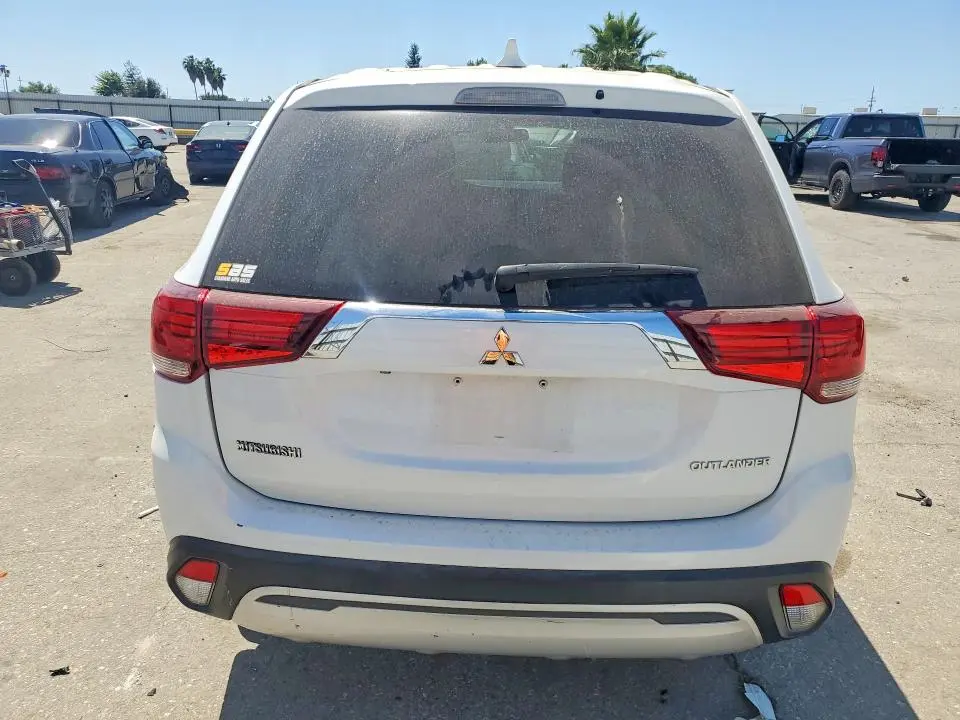 2019 MITSUBISHI OUTLANDER ES  