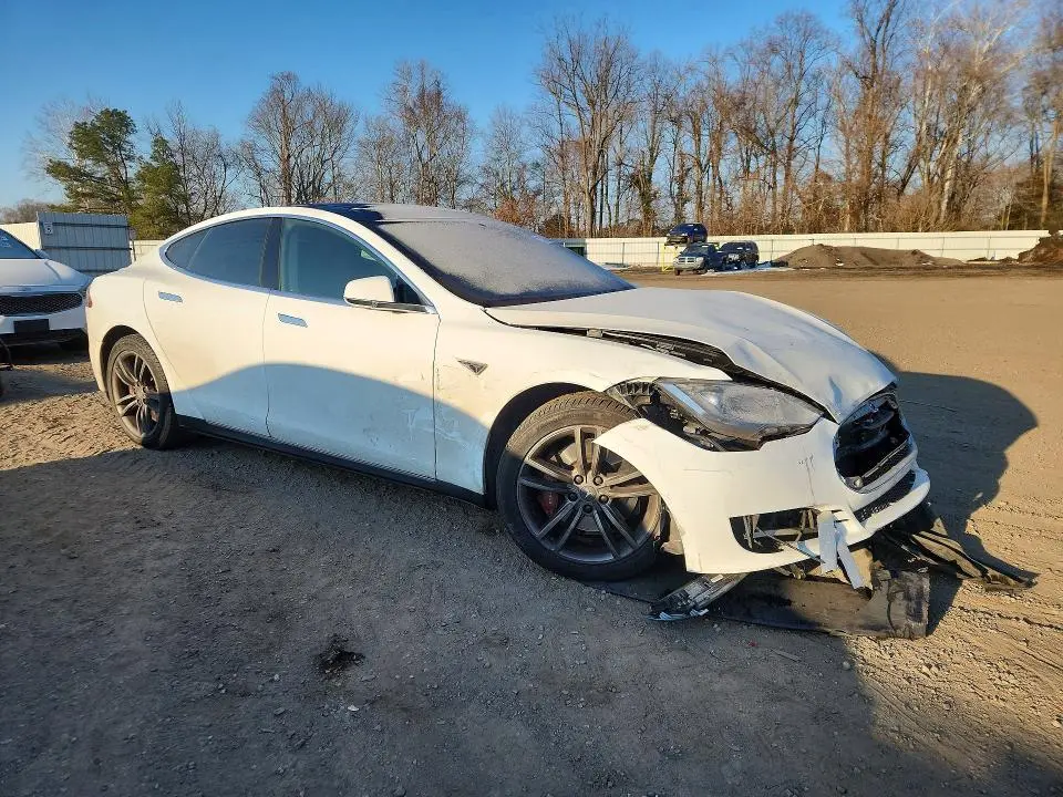 2013 TESLA MODEL S   
