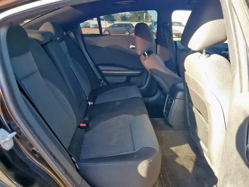 2016 DODGE CHARGER SE  