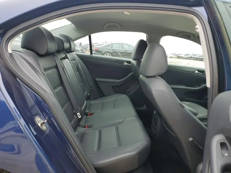 2014 VOLKSWAGEN JETTA SE  