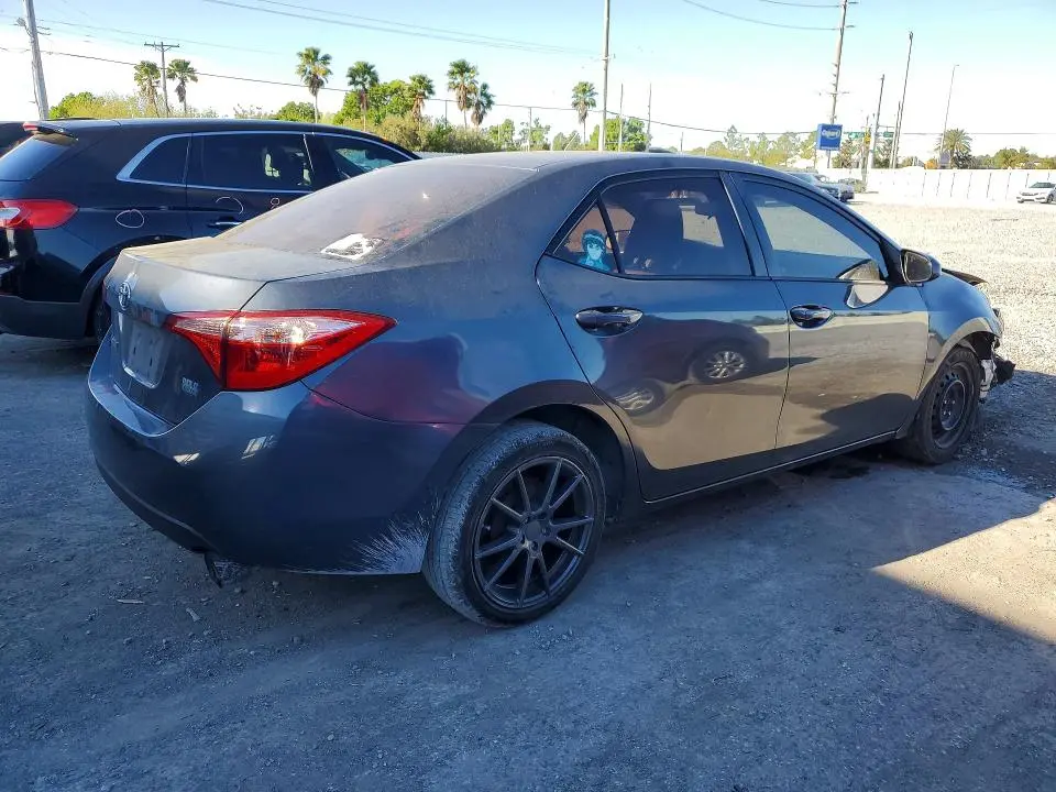 2017 TOYOTA COROLLA LE  