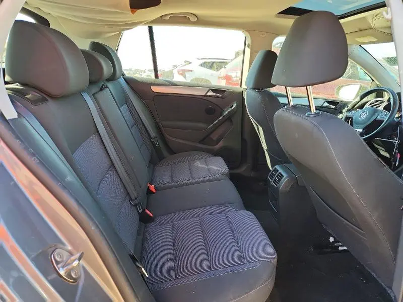 2013 VOLKSWAGEN GOLF   