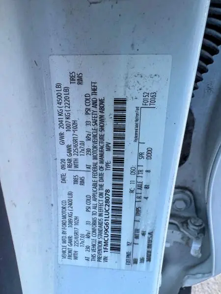 2020 FORD ESCAPE SE  