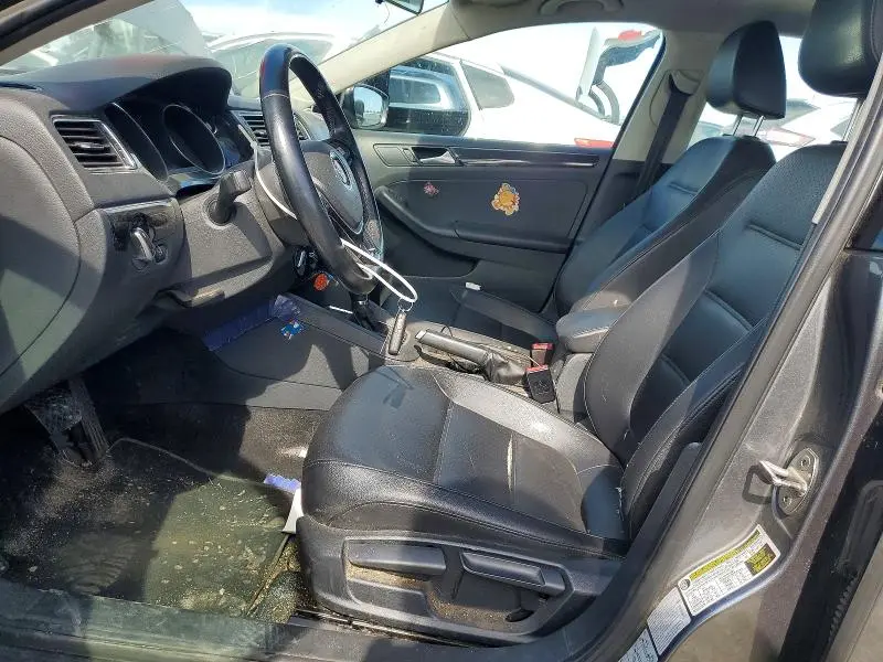 2016 VOLKSWAGEN JETTA SEL  