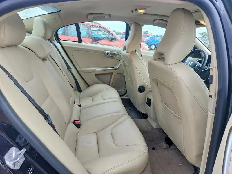 2015 VOLVO S60 PREMIER  