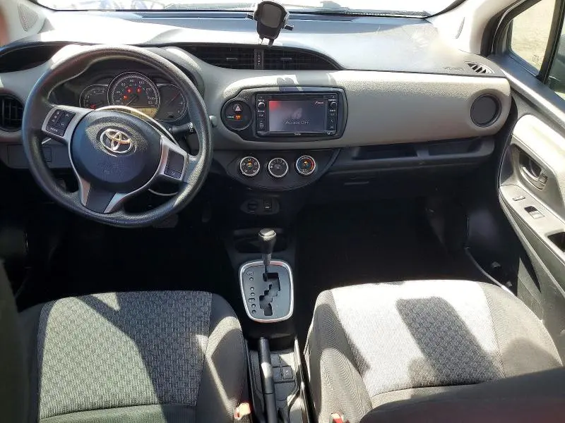 2017 TOYOTA YARIS 5-DOOR L FLEET  