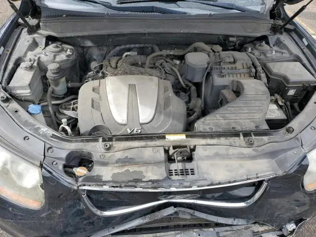 2011 HYUNDAI SANTA FE SE  