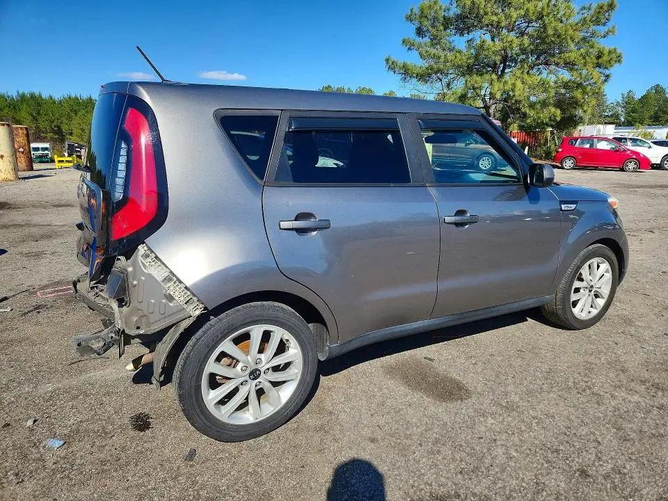 2017 KIA SOUL +  