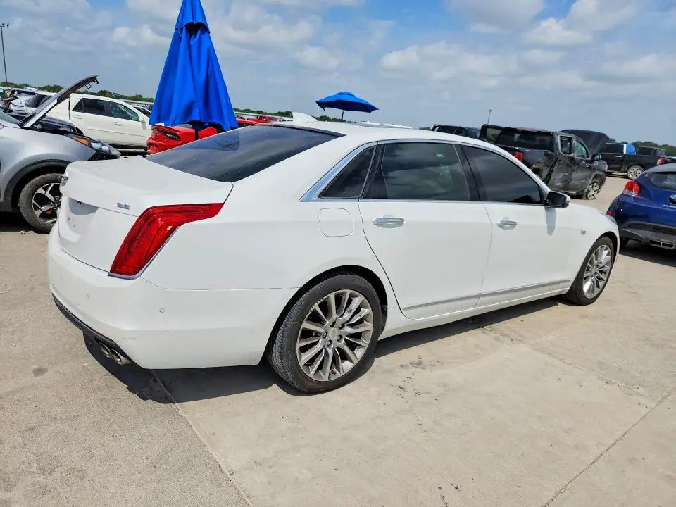 2016 CADILLAC CT6 LUXURY  