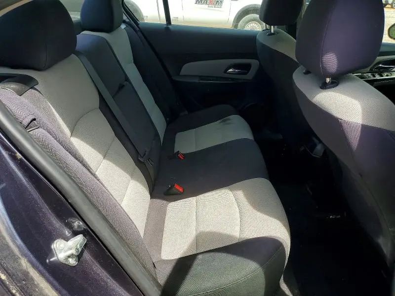 2014 CHEVROLET CRUZE LS  