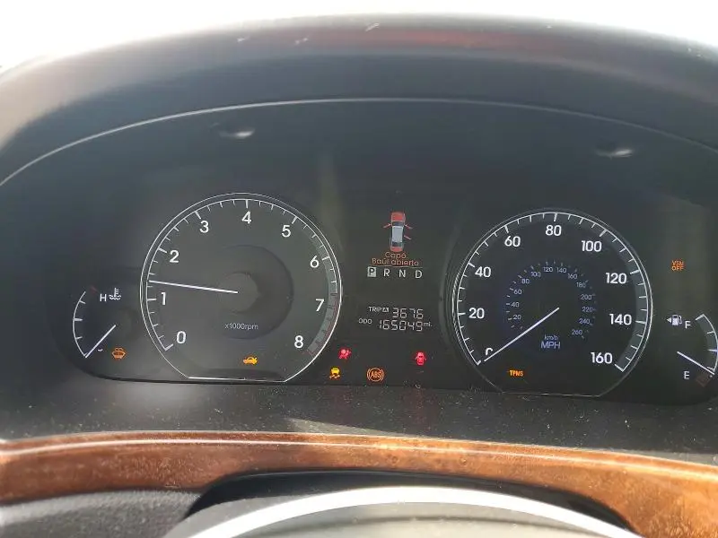2012 HYUNDAI EQUUS SIGNATURE  