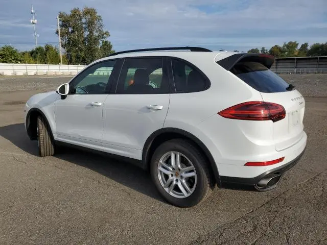 2016 PORSCHE CAYENNE
