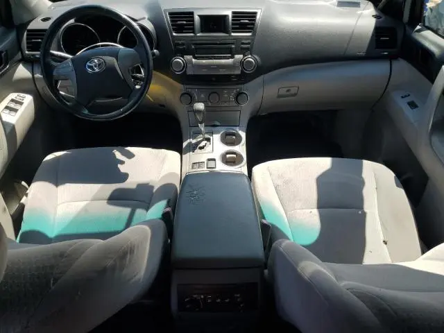 2010 TOYOTA HIGHLANDER   