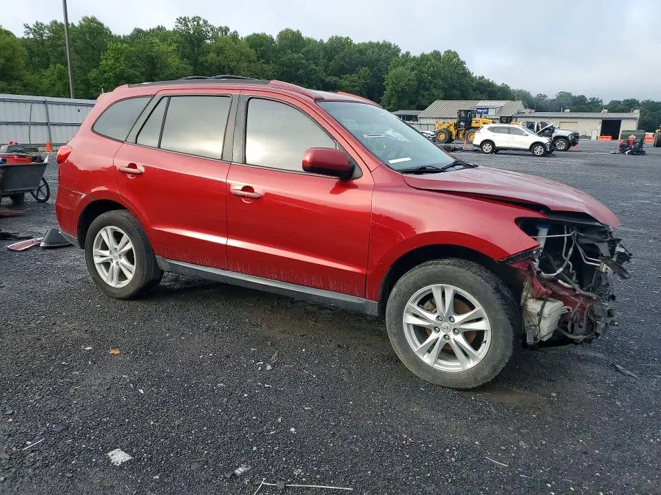 2010 HYUNDAI SANTA FE SE  